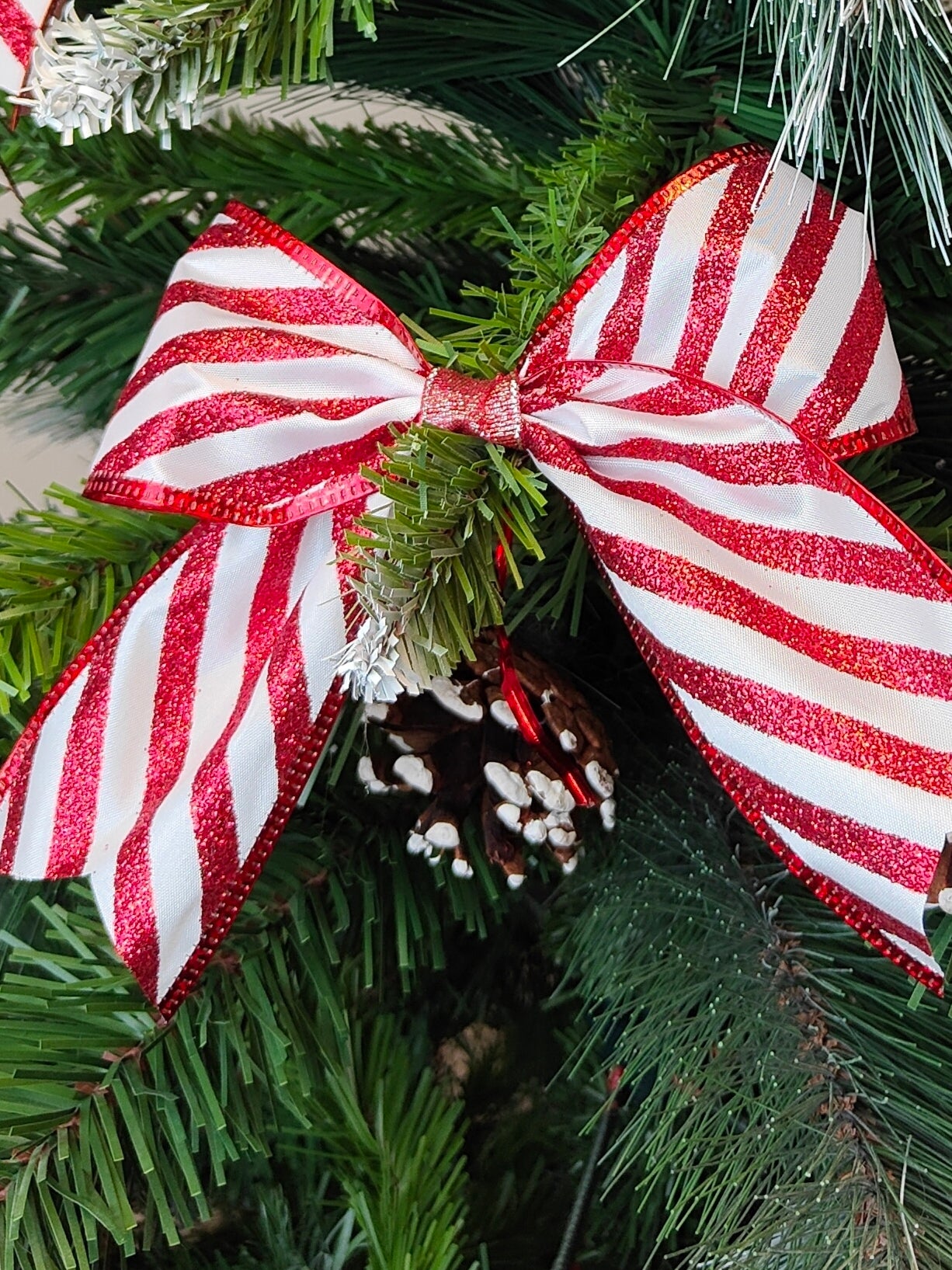 Red White Glitter Candy Cane Peppermint Bows Christmas Pack 6