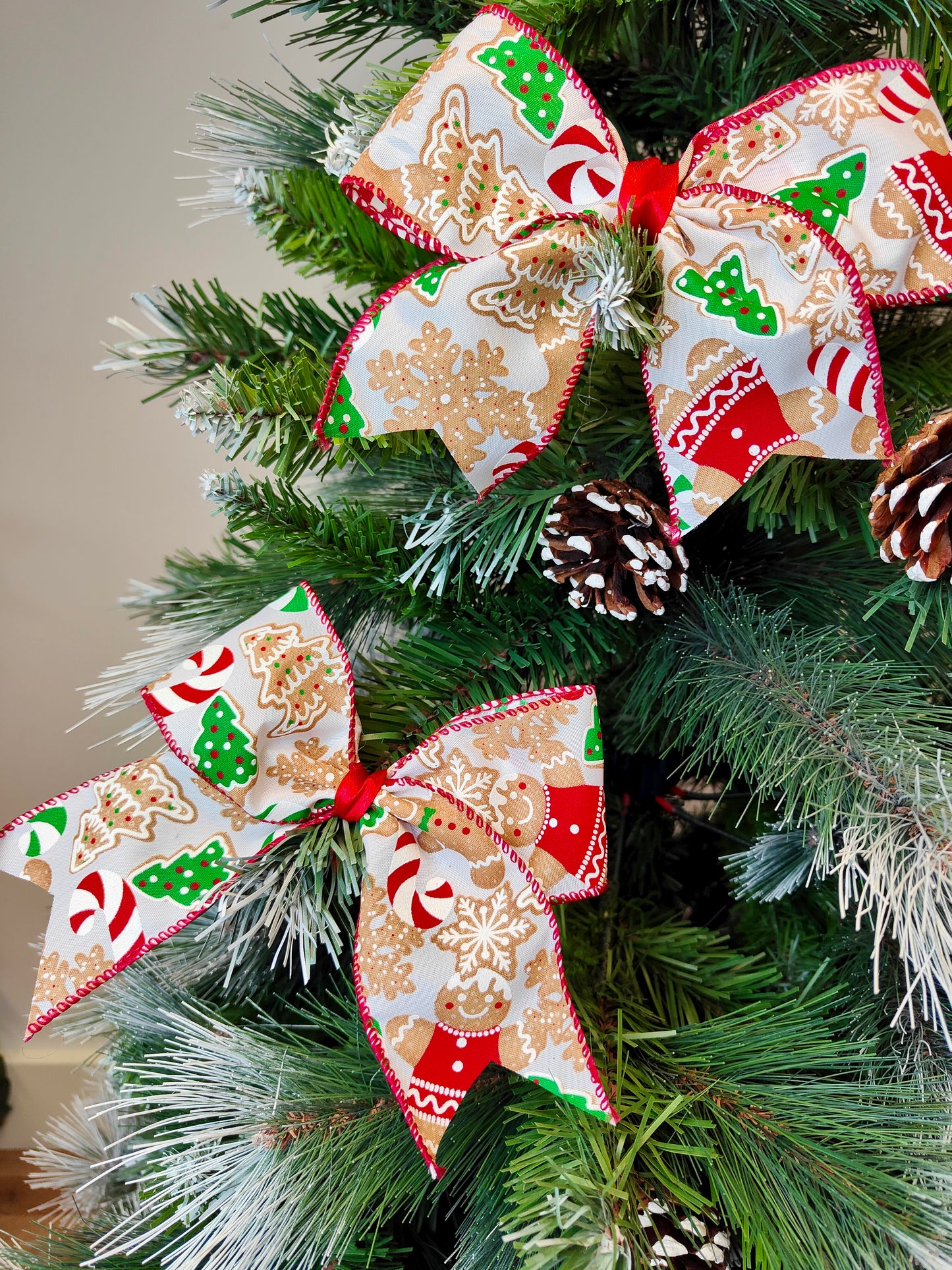 Gingerbread Man Bows Christmas Tree Pack 6