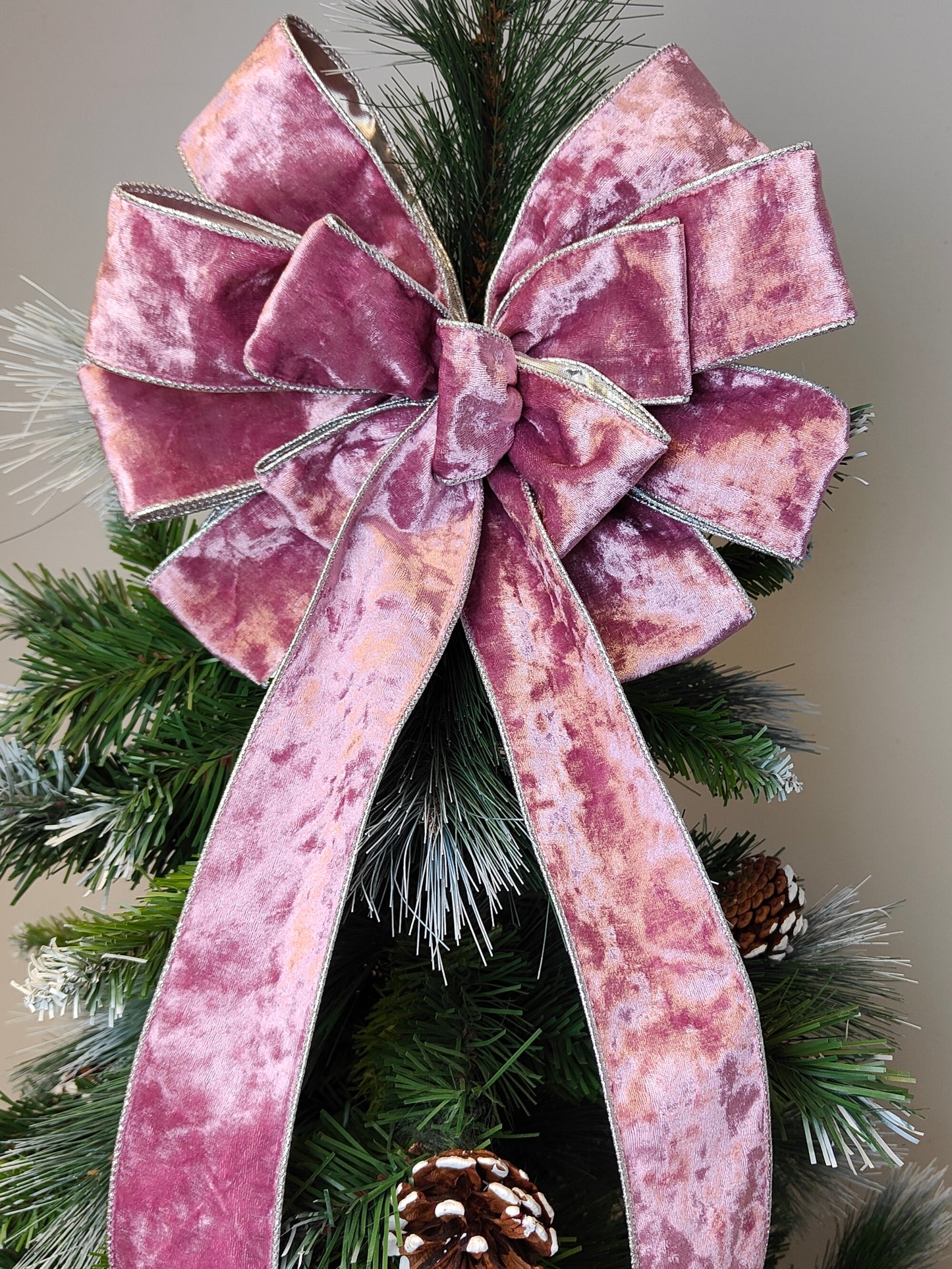 Deluxe Mauve Pink Velvet Bow