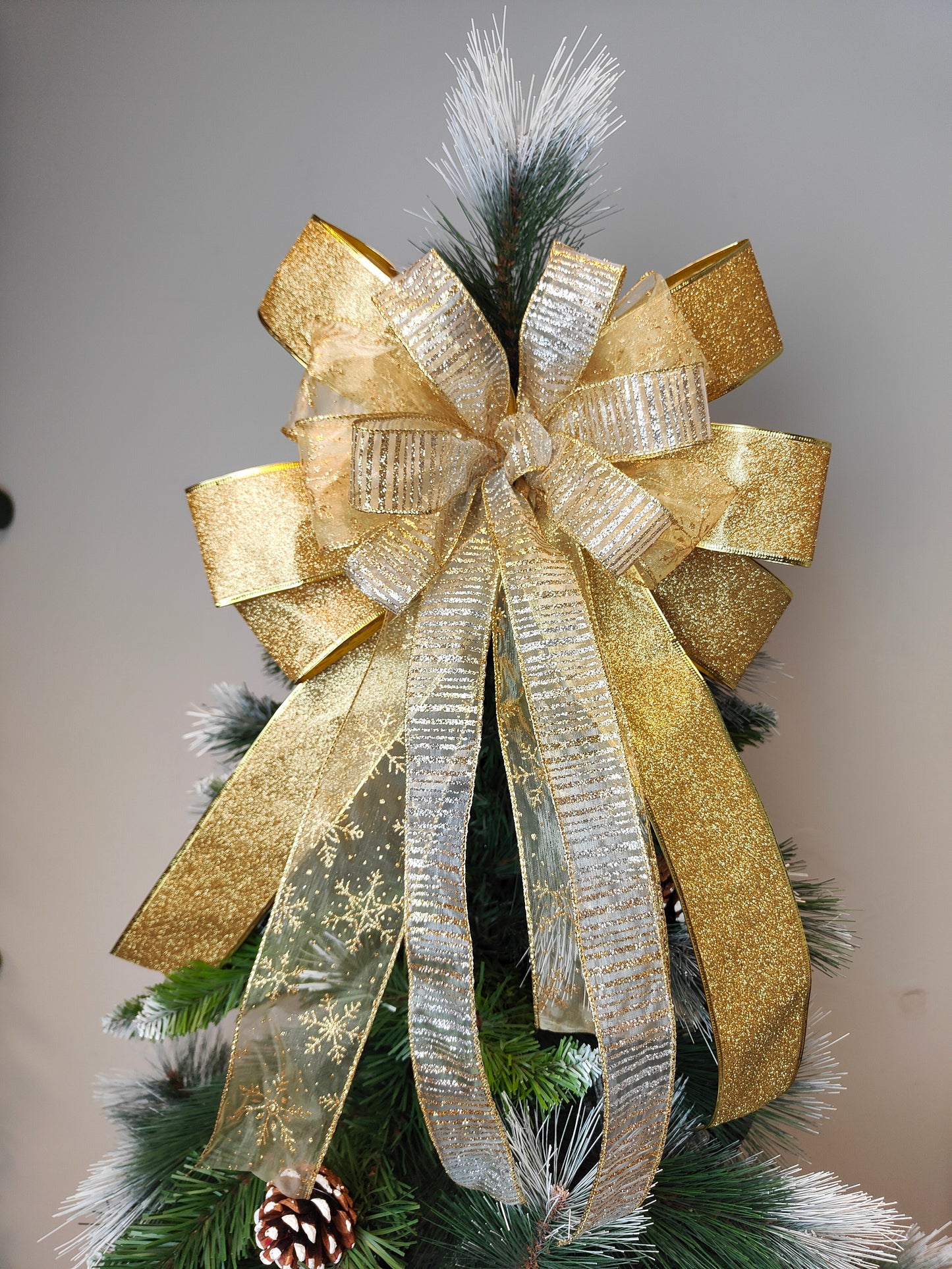 Gold Silver Christmas Tree Topper Bow 14 inch