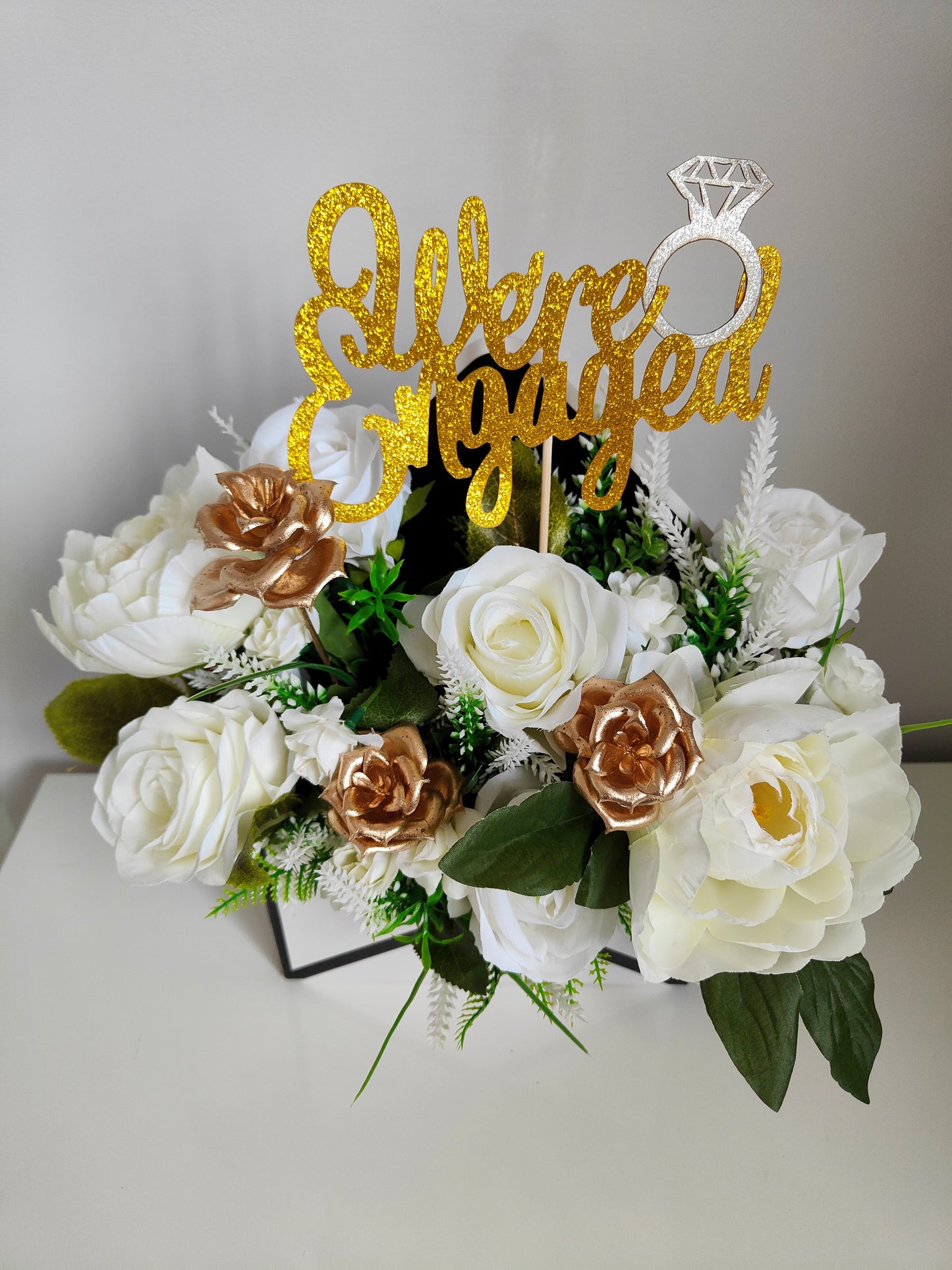 We're Engaged Artificial Flower Envelope – White & Gold