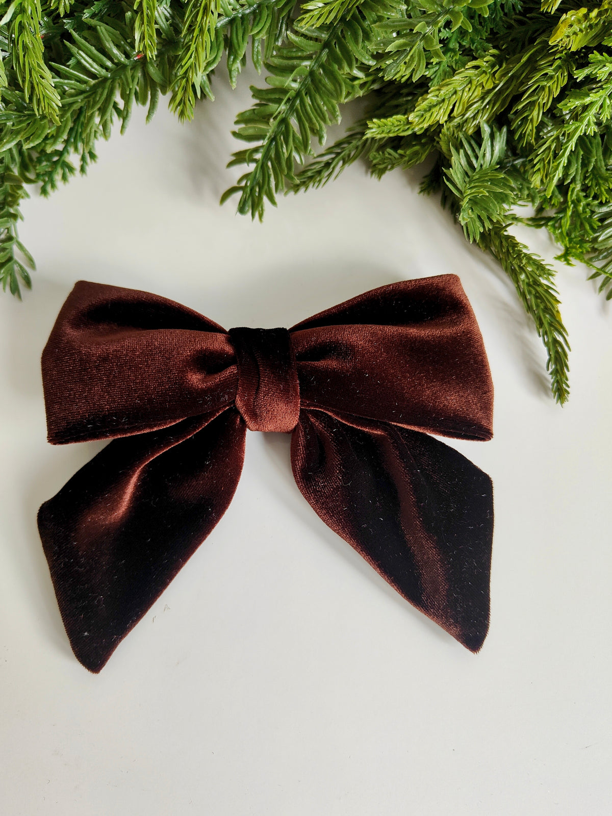 Brown Velvet Christmas Tree Bows – 5.5 Inch