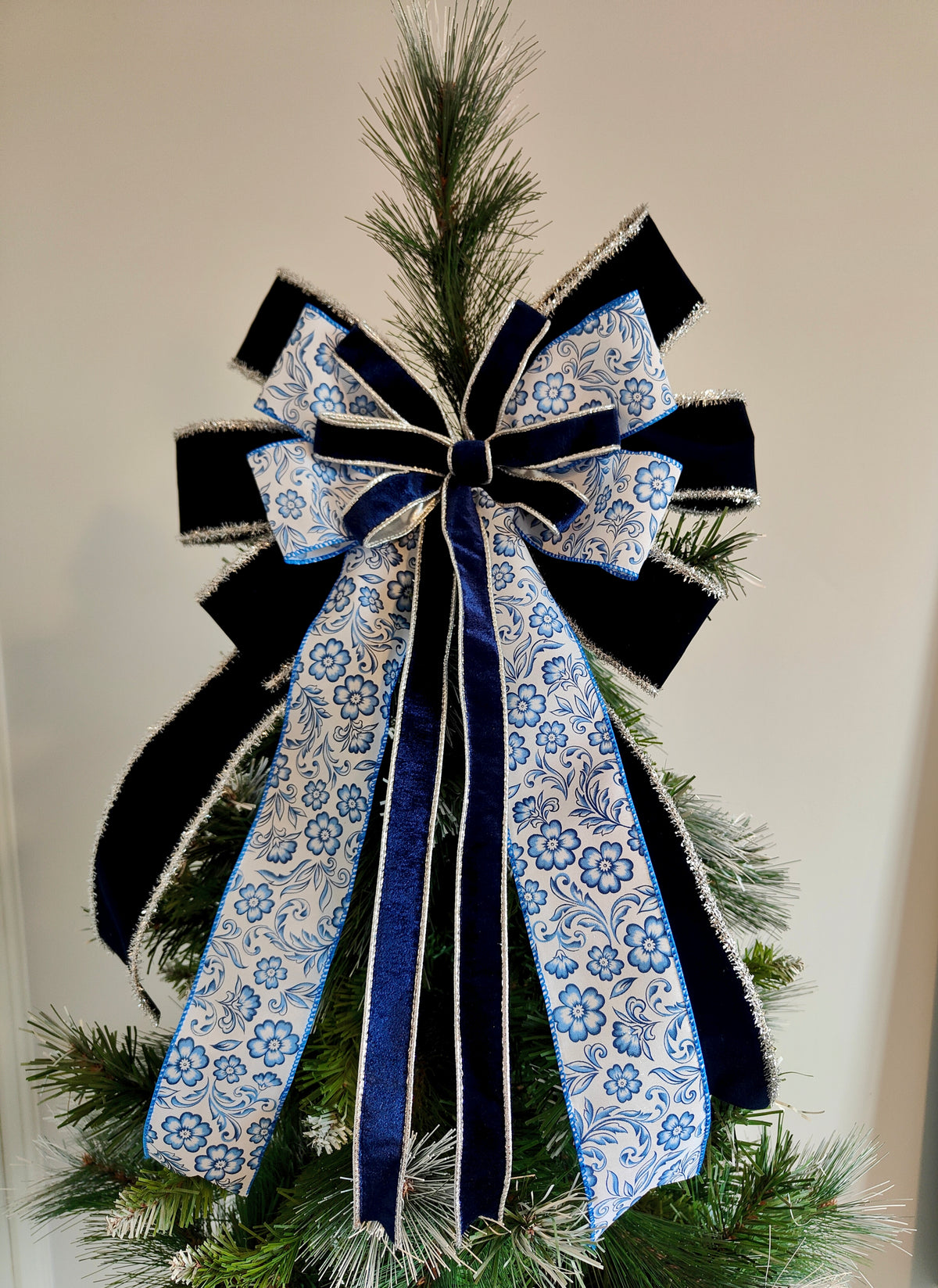 Navy Blue White Chinoiseiere Velvet Christmas Tree Topper Bow 14 inch