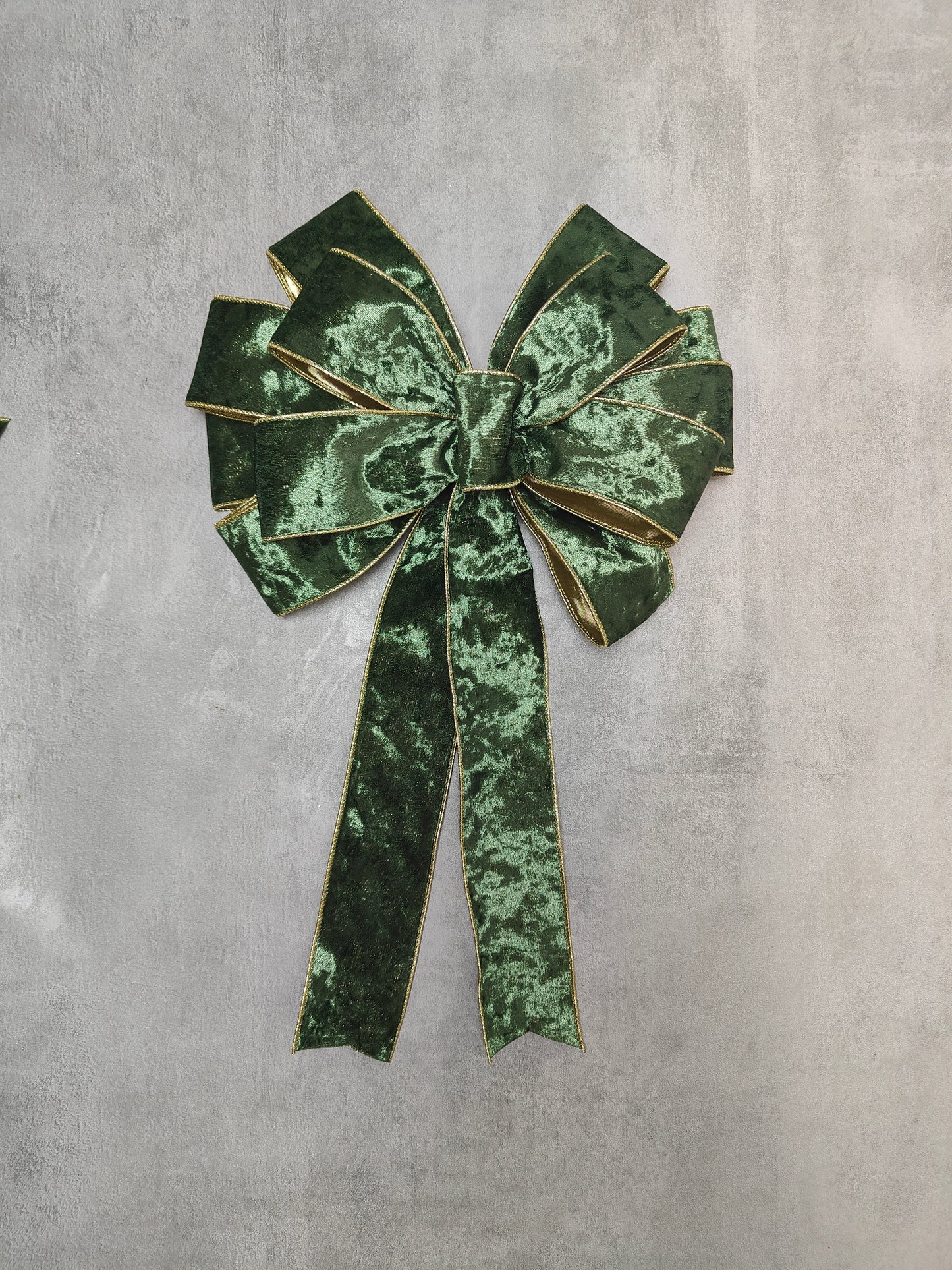 Deluxe Green Velvet Bow