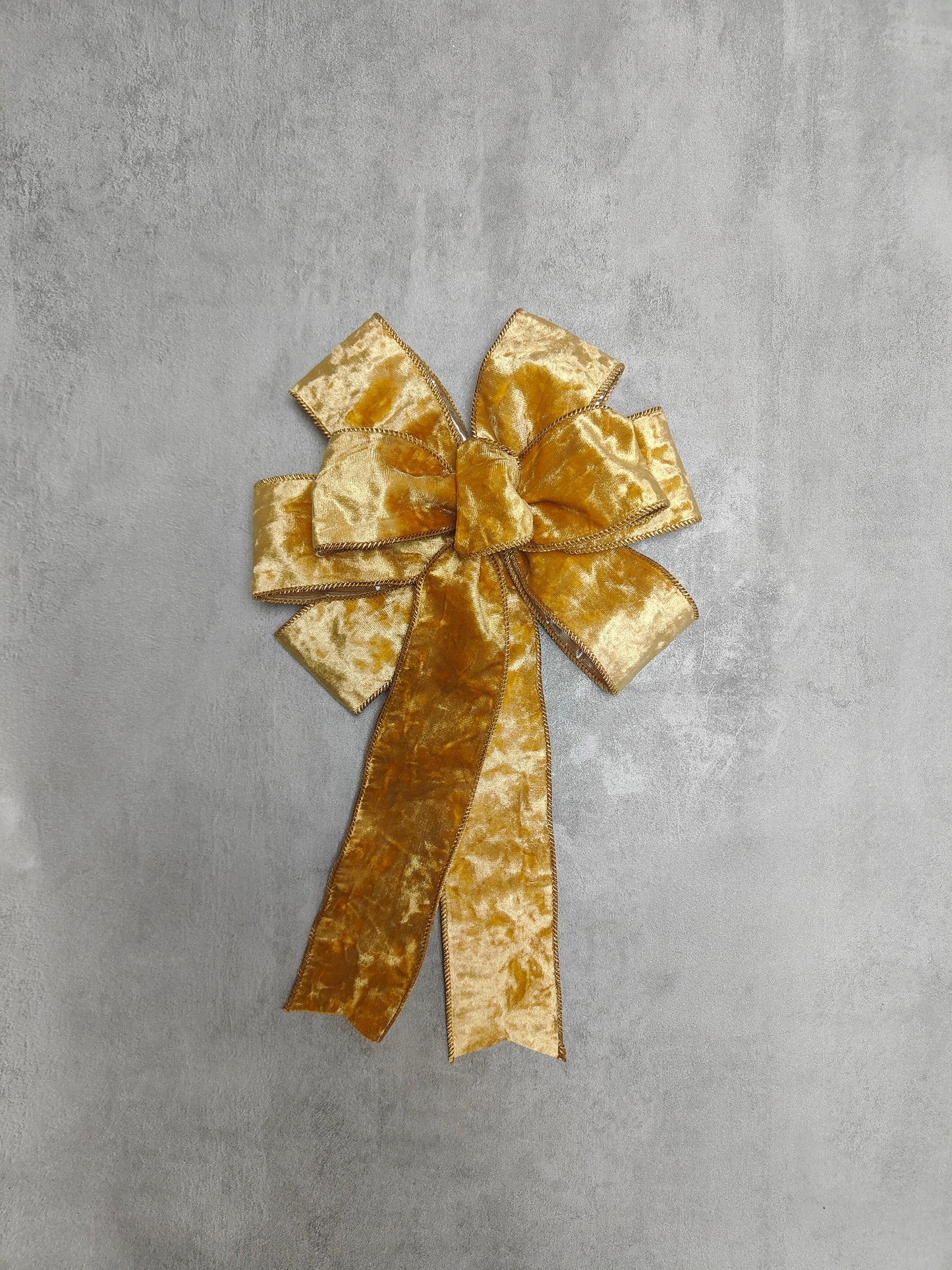 Deluxe Gold Velvet Bow
