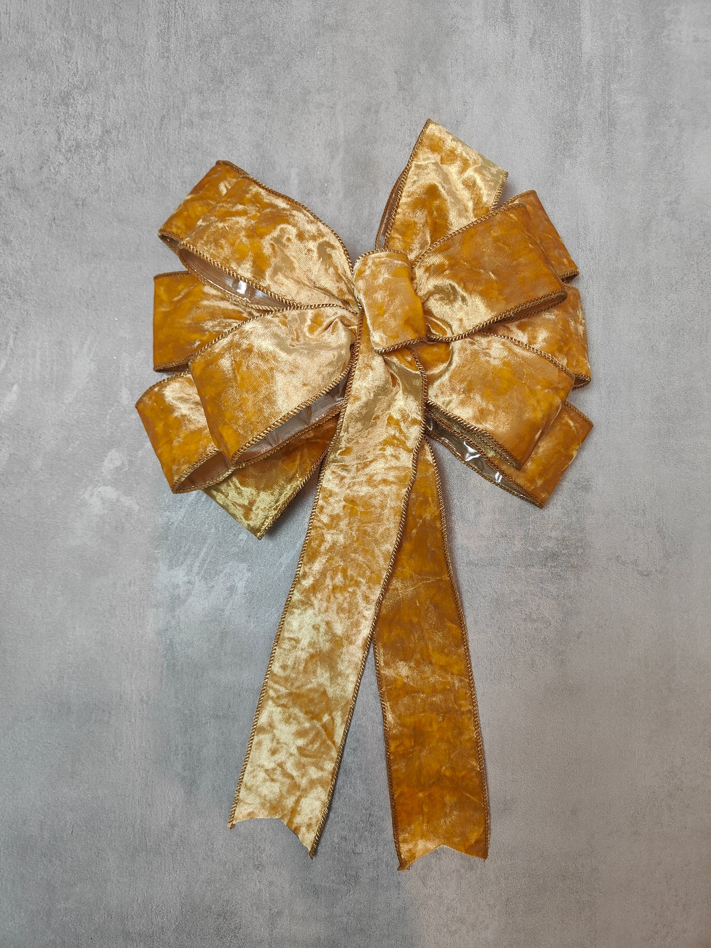 Deluxe Gold Velvet Bow