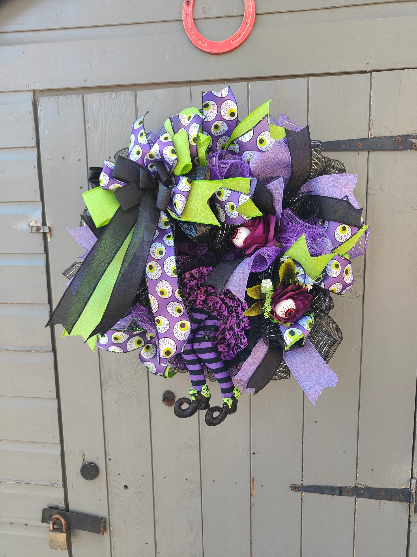 Spooky Eyeball Halloween Wreath – Black, Purple & Green Front Door Décor