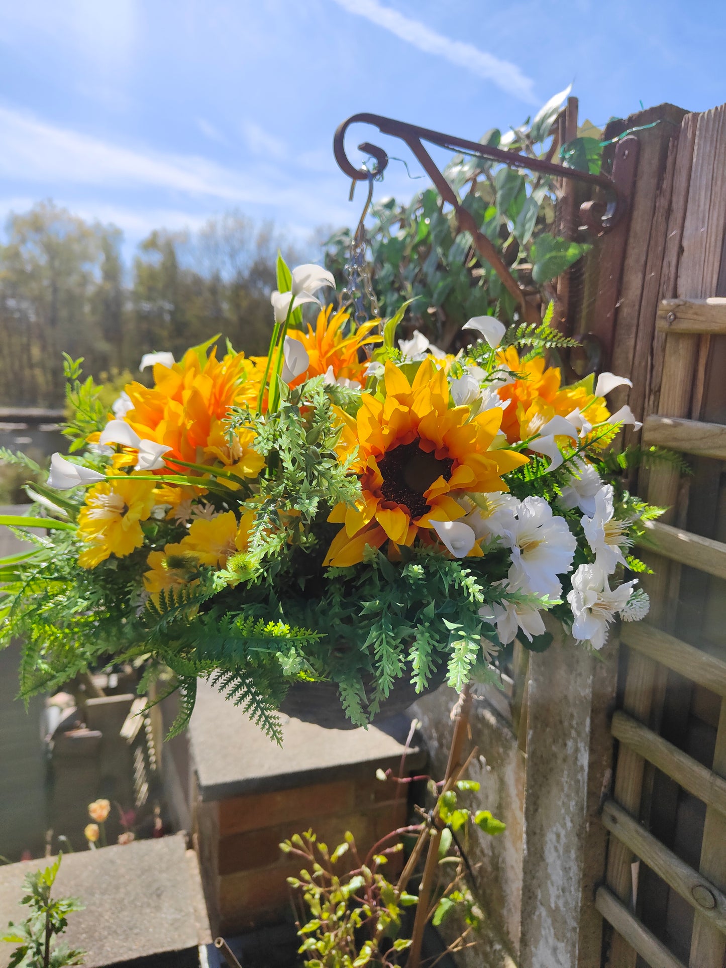 Yellow White Sunflower Artificial Flower Hanging Basket 10 inch