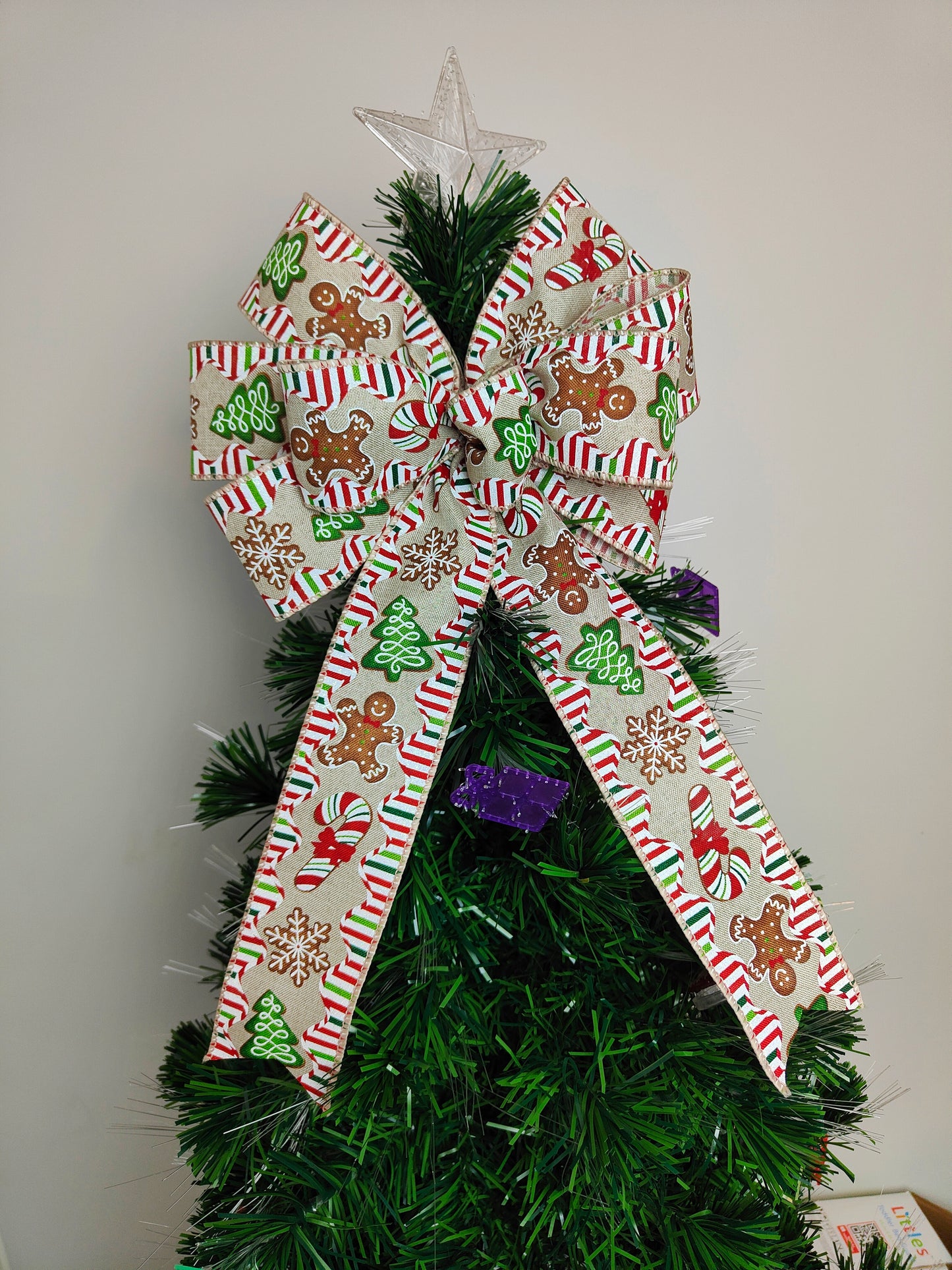 Red Green Gingerbread Man Bow Christmas 10 inch