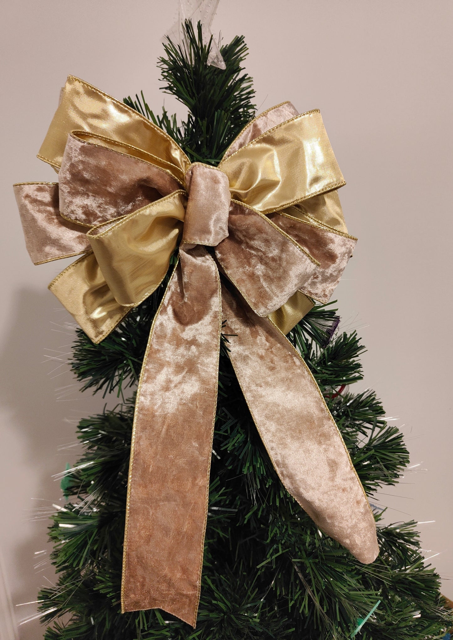 Deluxe Beige and Gold Velvet Bow