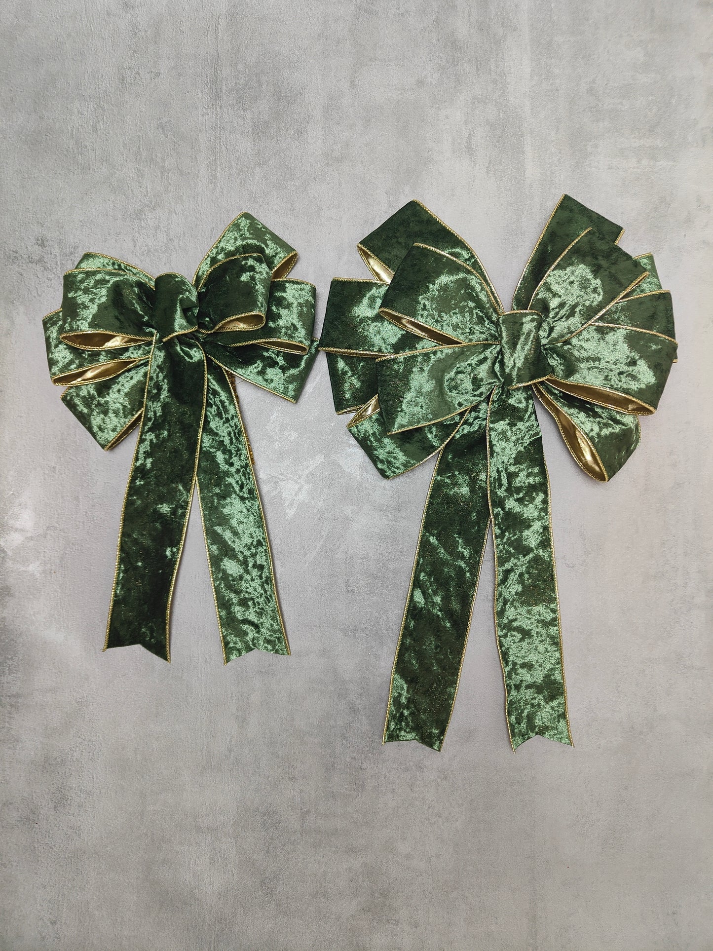 Deluxe Green Velvet Bow