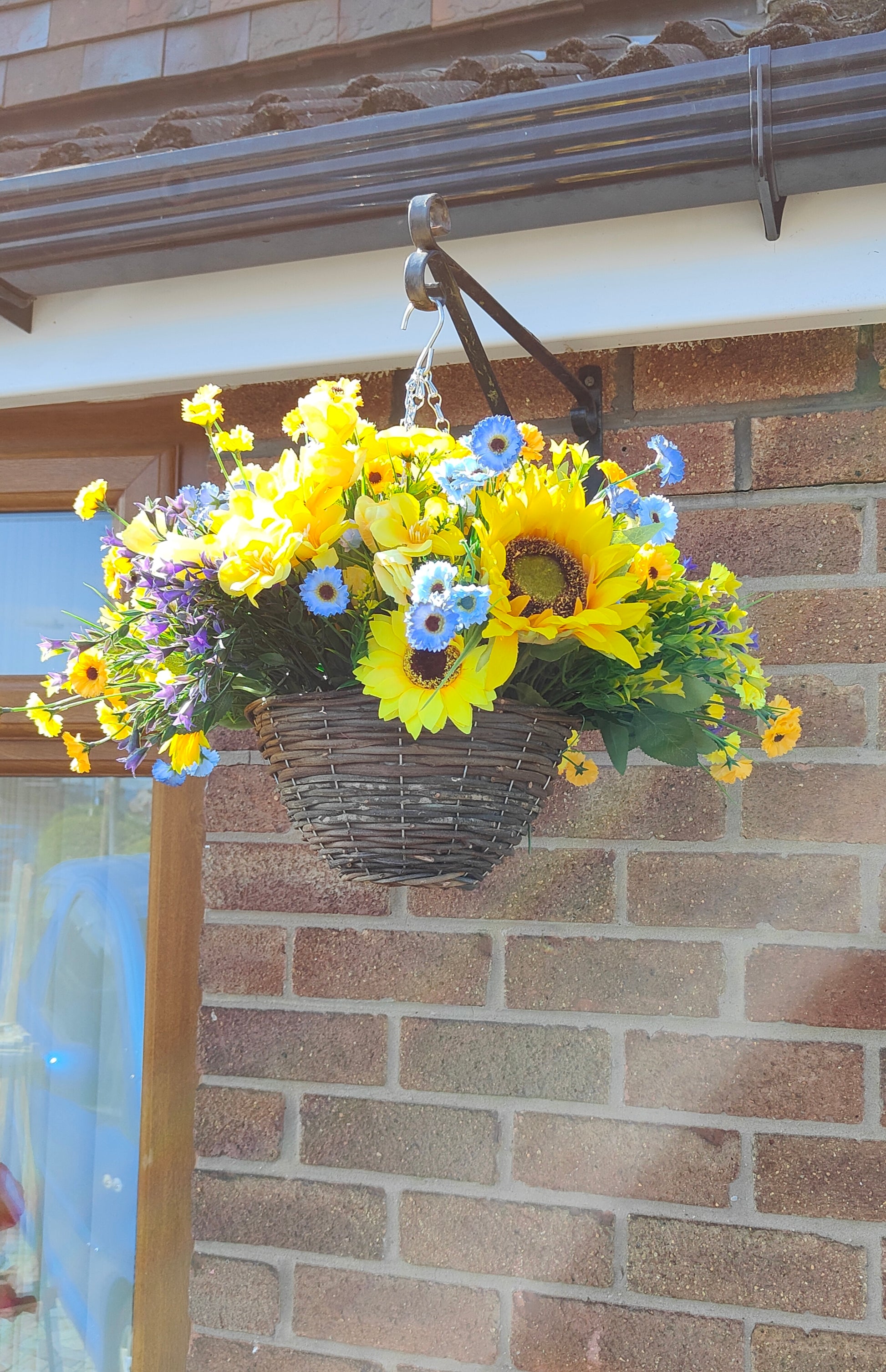 Artificial sunflower hanging basket fake flowers yellow 