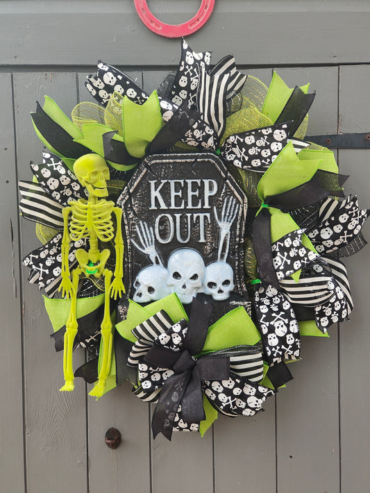 Black Green Skeleton Halloween Wreath