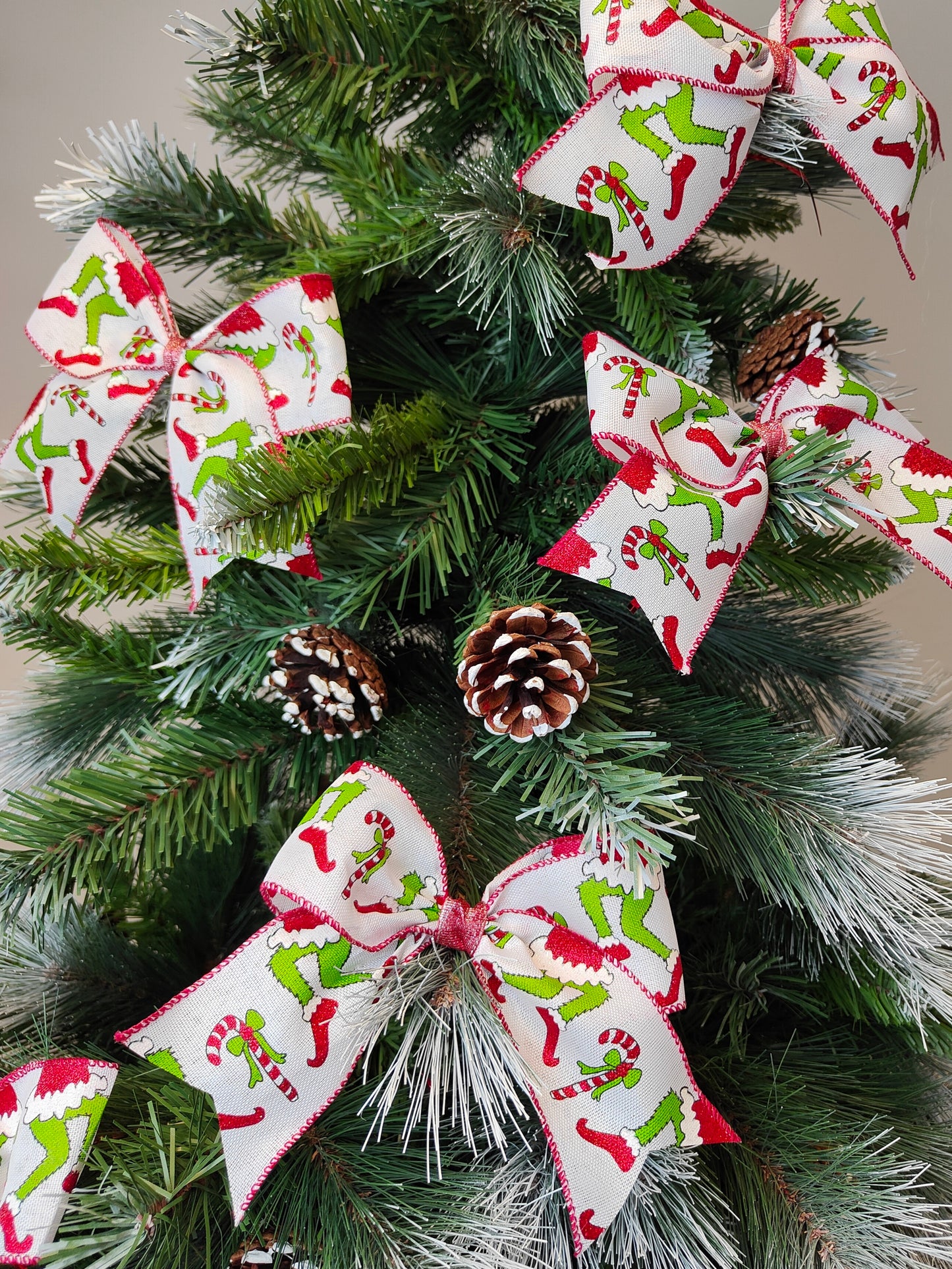 Christmas Green Monster Bows Christmas Tree Pack 6