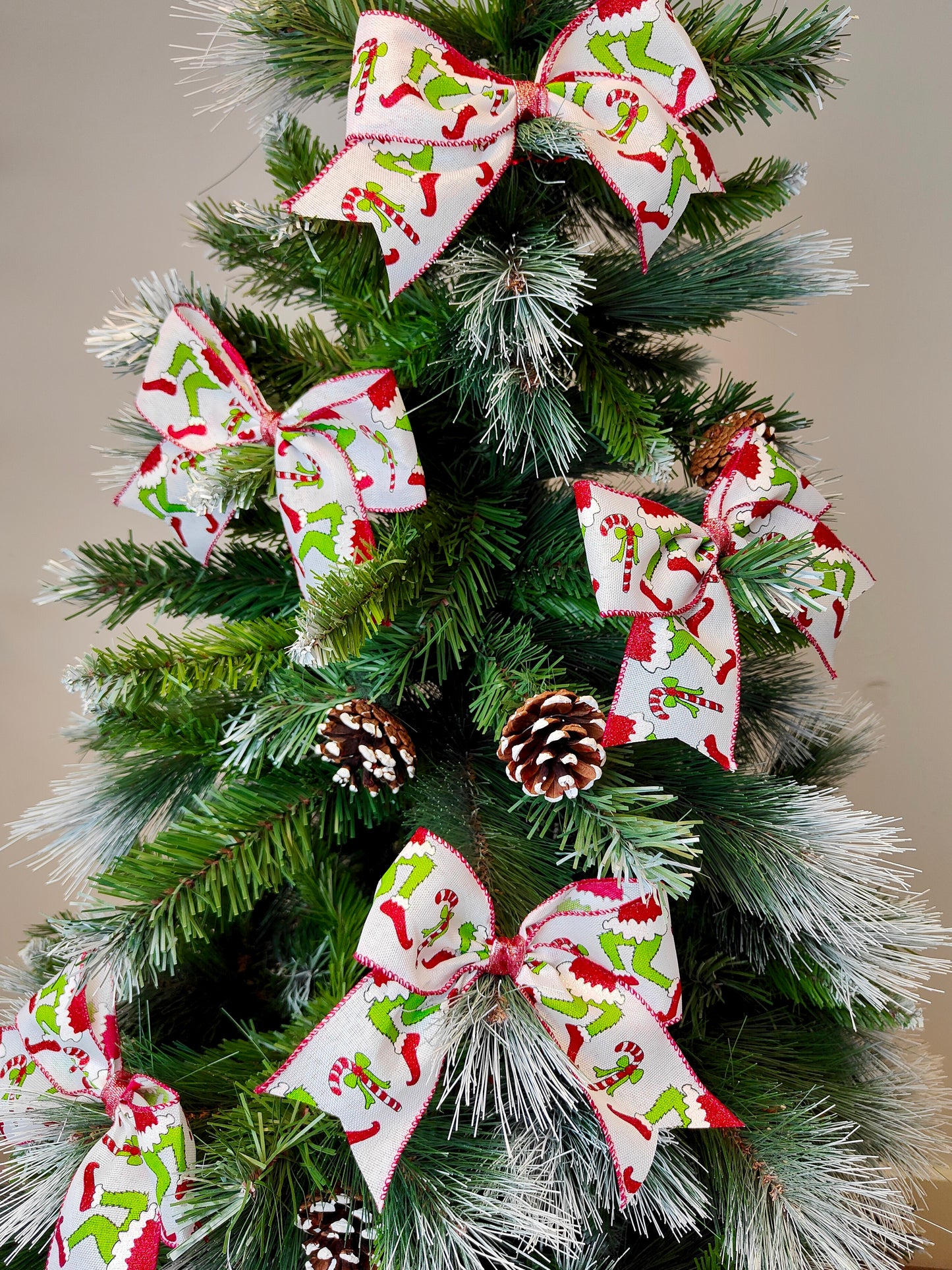 Christmas Green Monster Bows Christmas Tree Pack 6