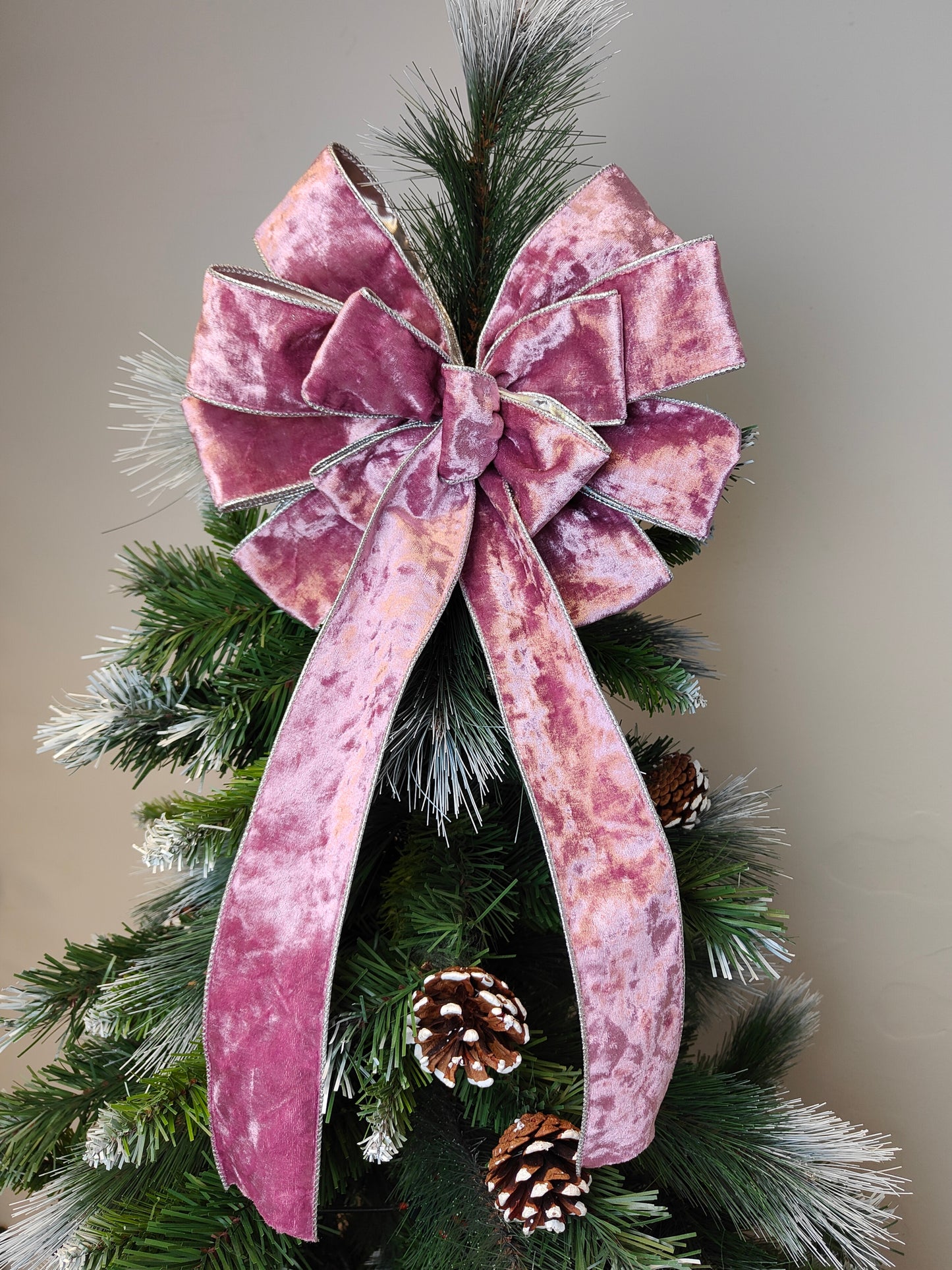 Deluxe Mauve Pink Velvet Bow