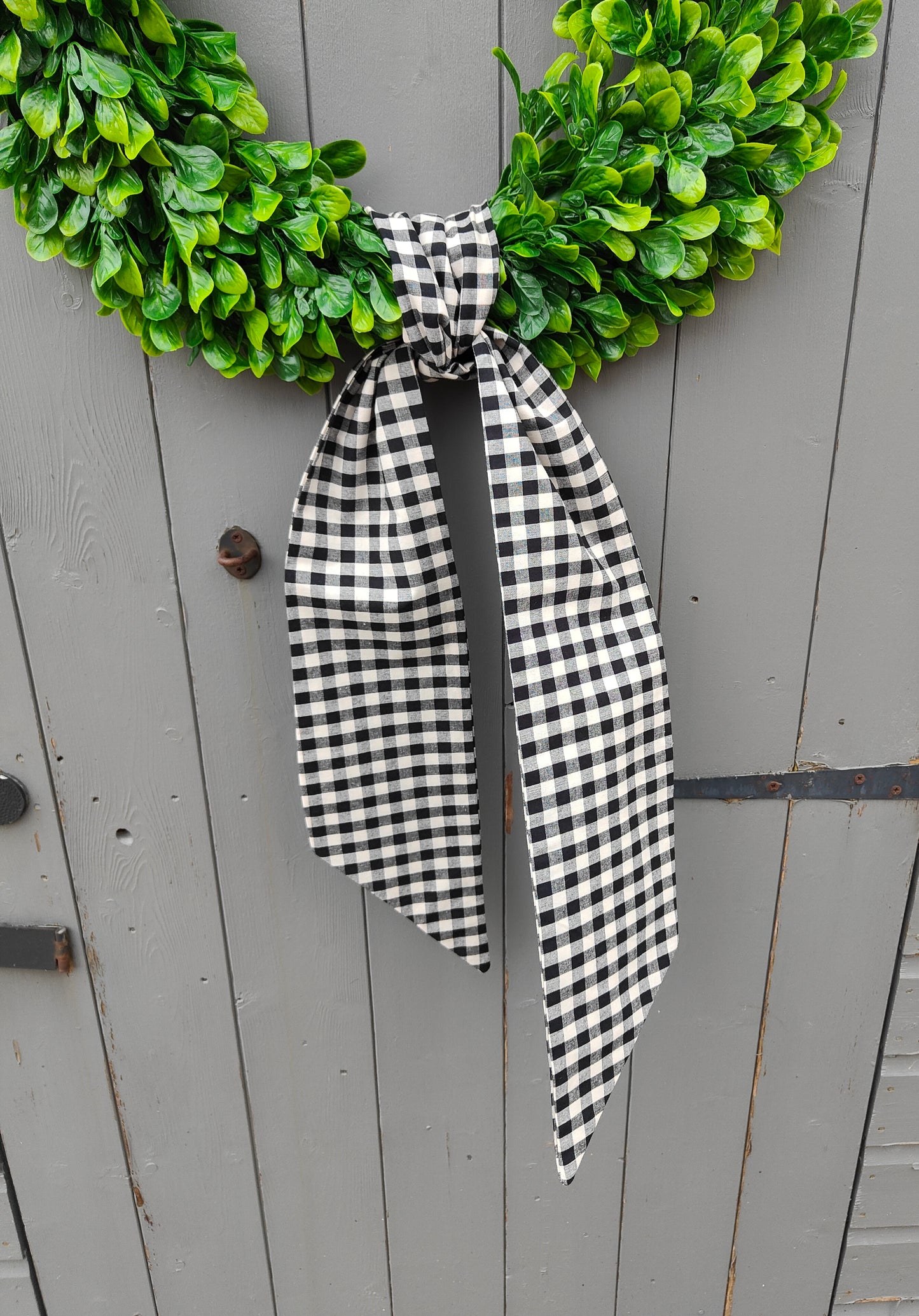 Black & White Gingham Wreath Sash – Front Door