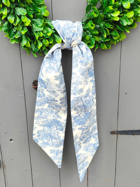 Blue Toile de Jouy Wreath Sash – Elegant Front Door Decor