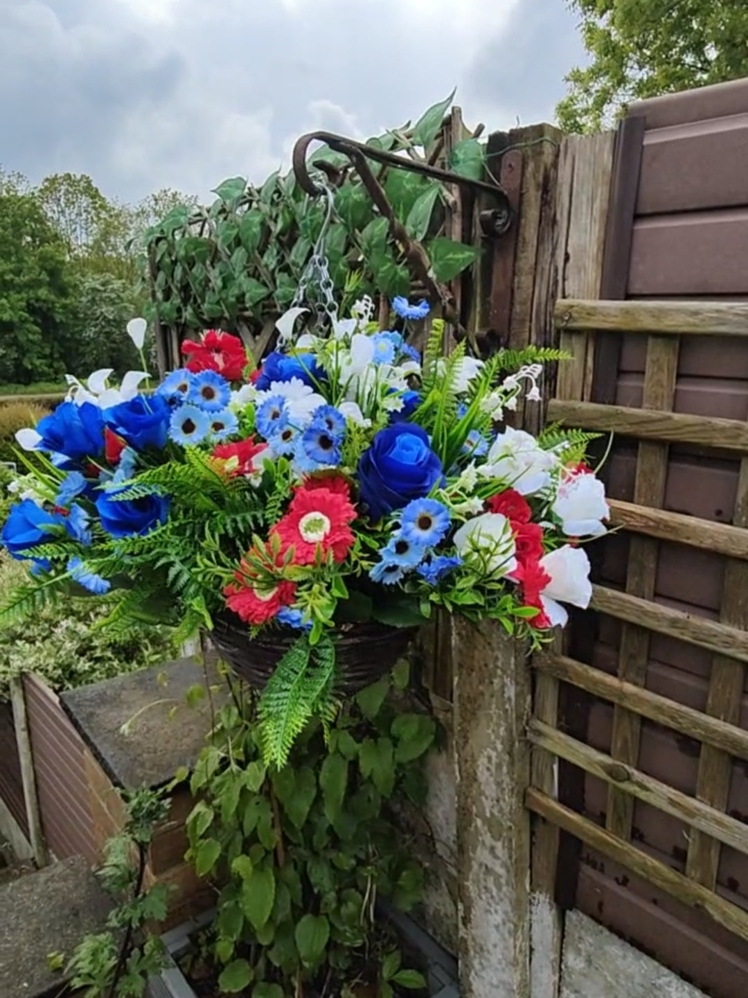 Red White & Blue Artificial Flower Hanging Basket – Patriotic Decor for 4th of July, Coronation & V Day Hanging Basket 10 inch