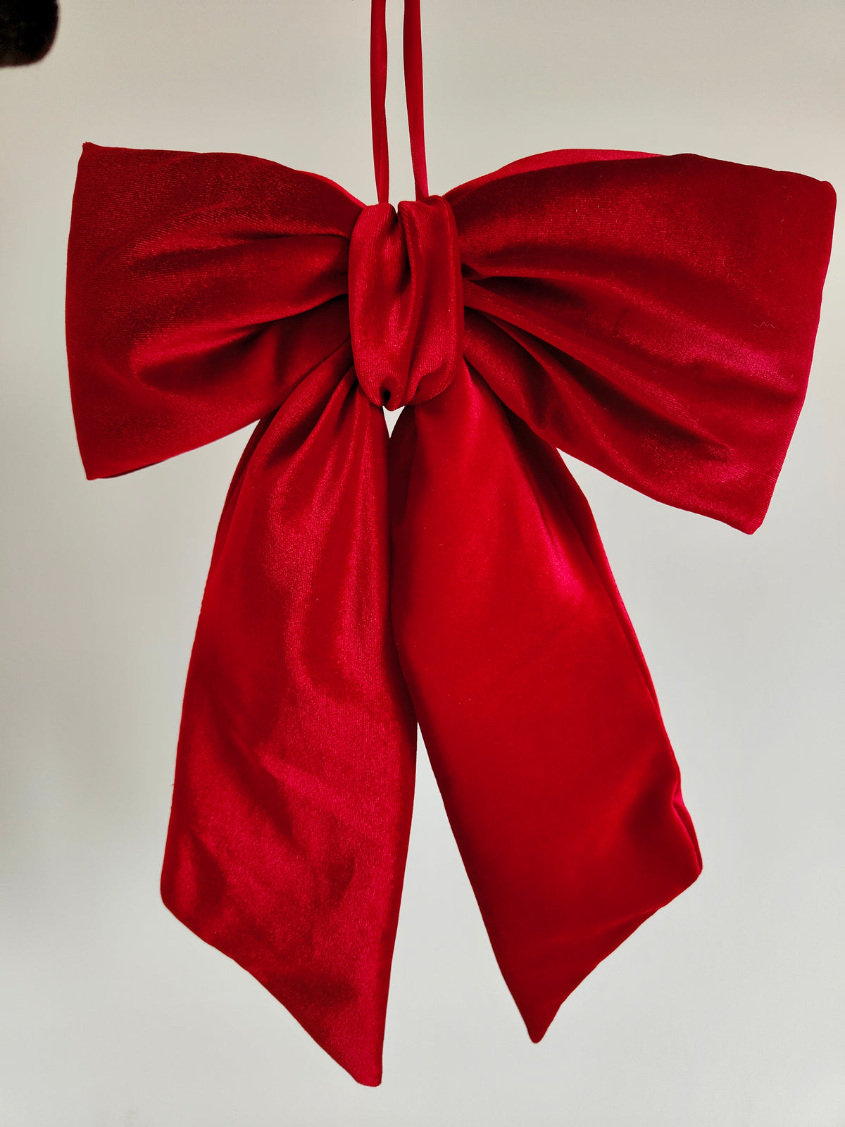 Red Velvet Christmas Hanging Bow – Tree Topper