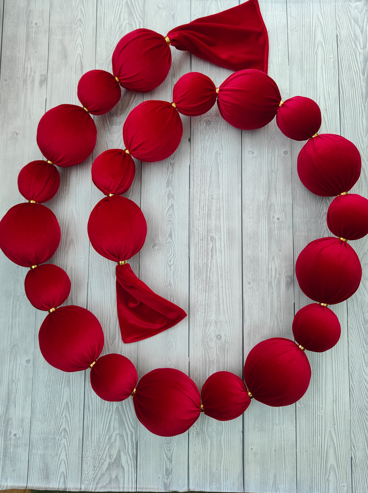 Dark Red 7ft Velvet Bauble Garland