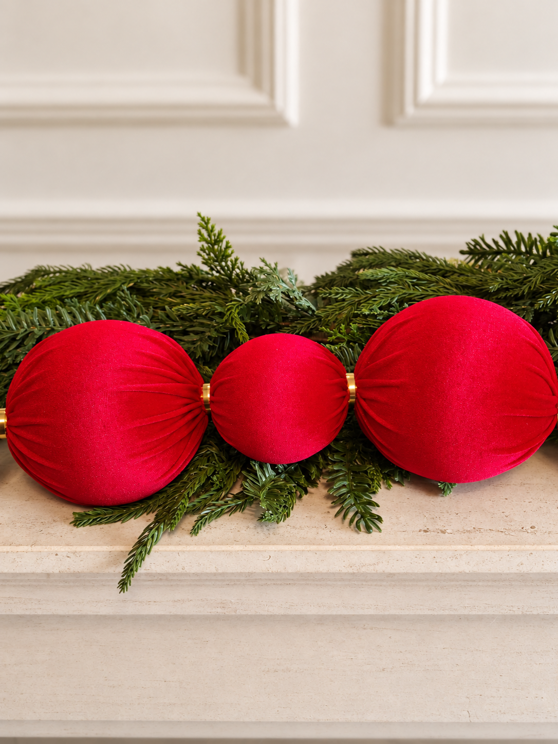 Dark Red 7ft Velvet Bauble Garland