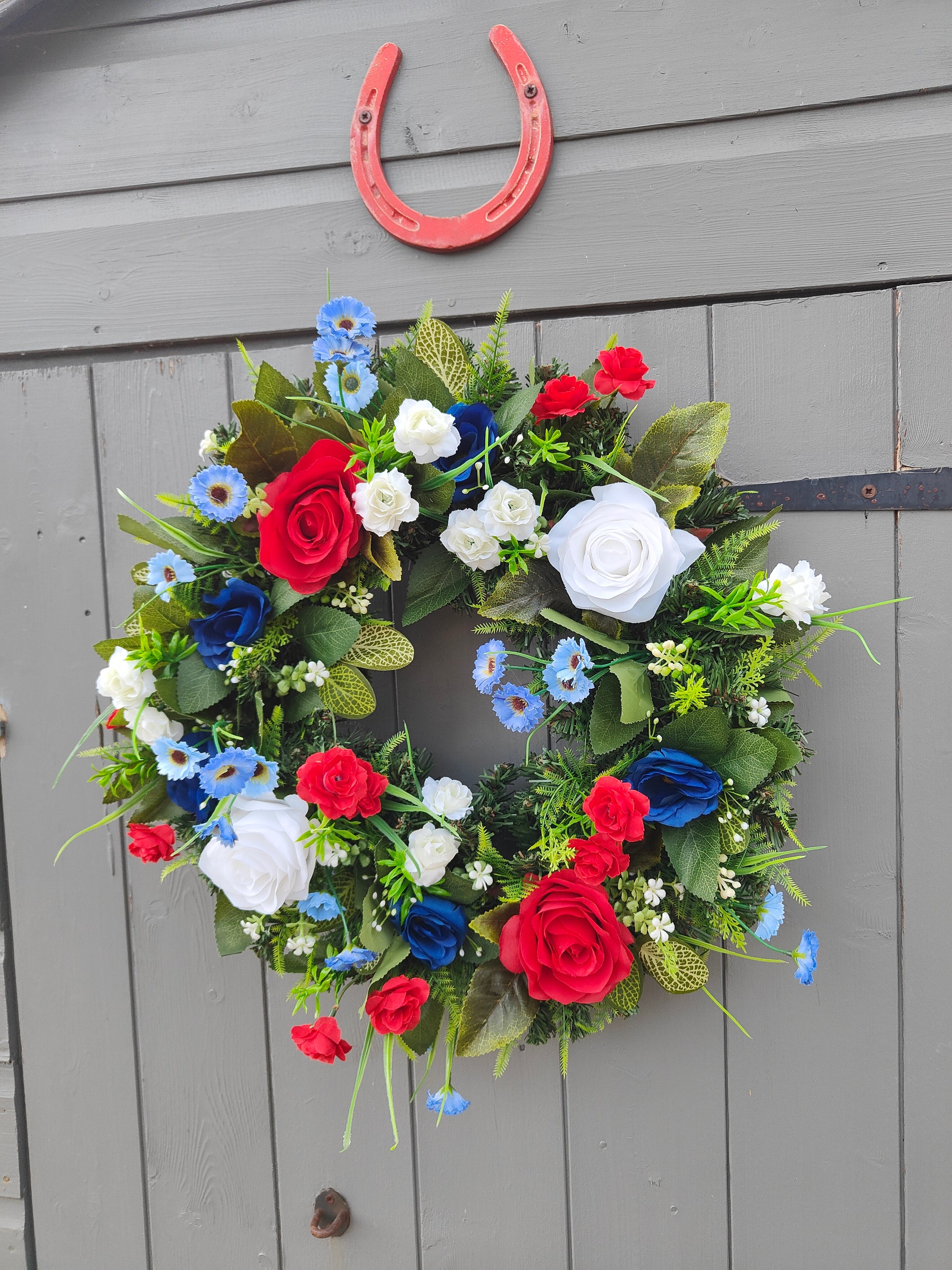 Coronation wreath UK

handmade patriotic wreath