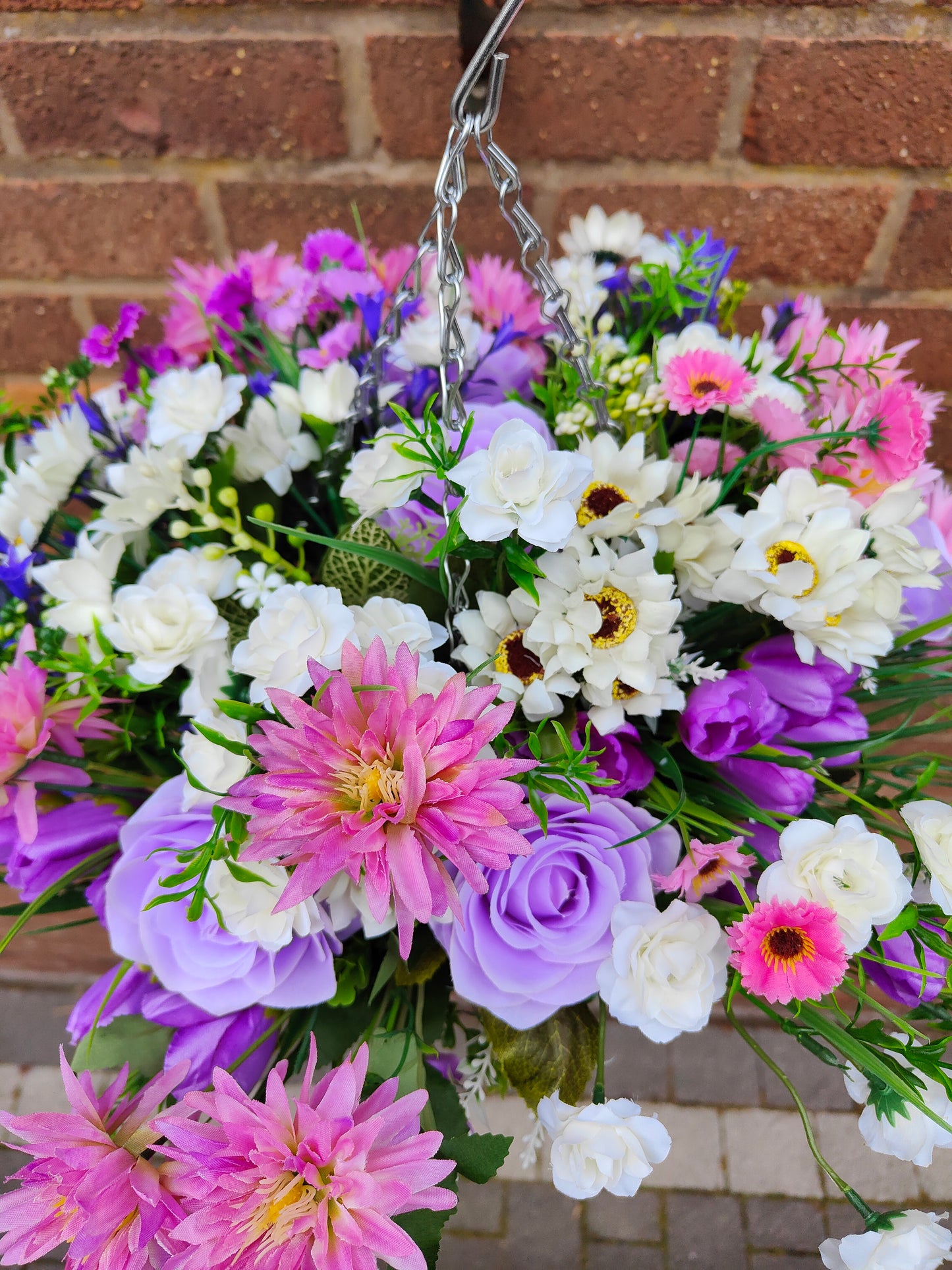 Pastel artificial flowers hanging basket purple white pink garden 