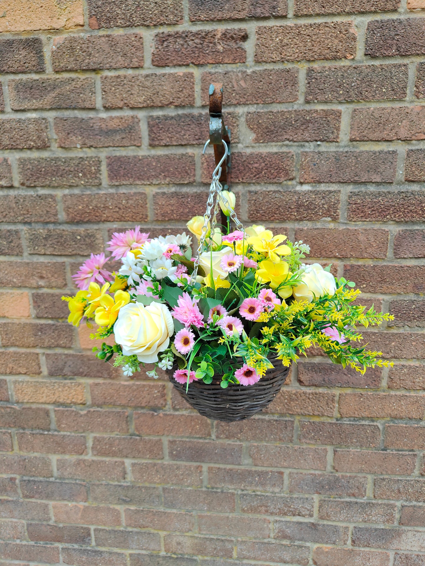 Artifcal flower hanging basket roses yellow pink 
