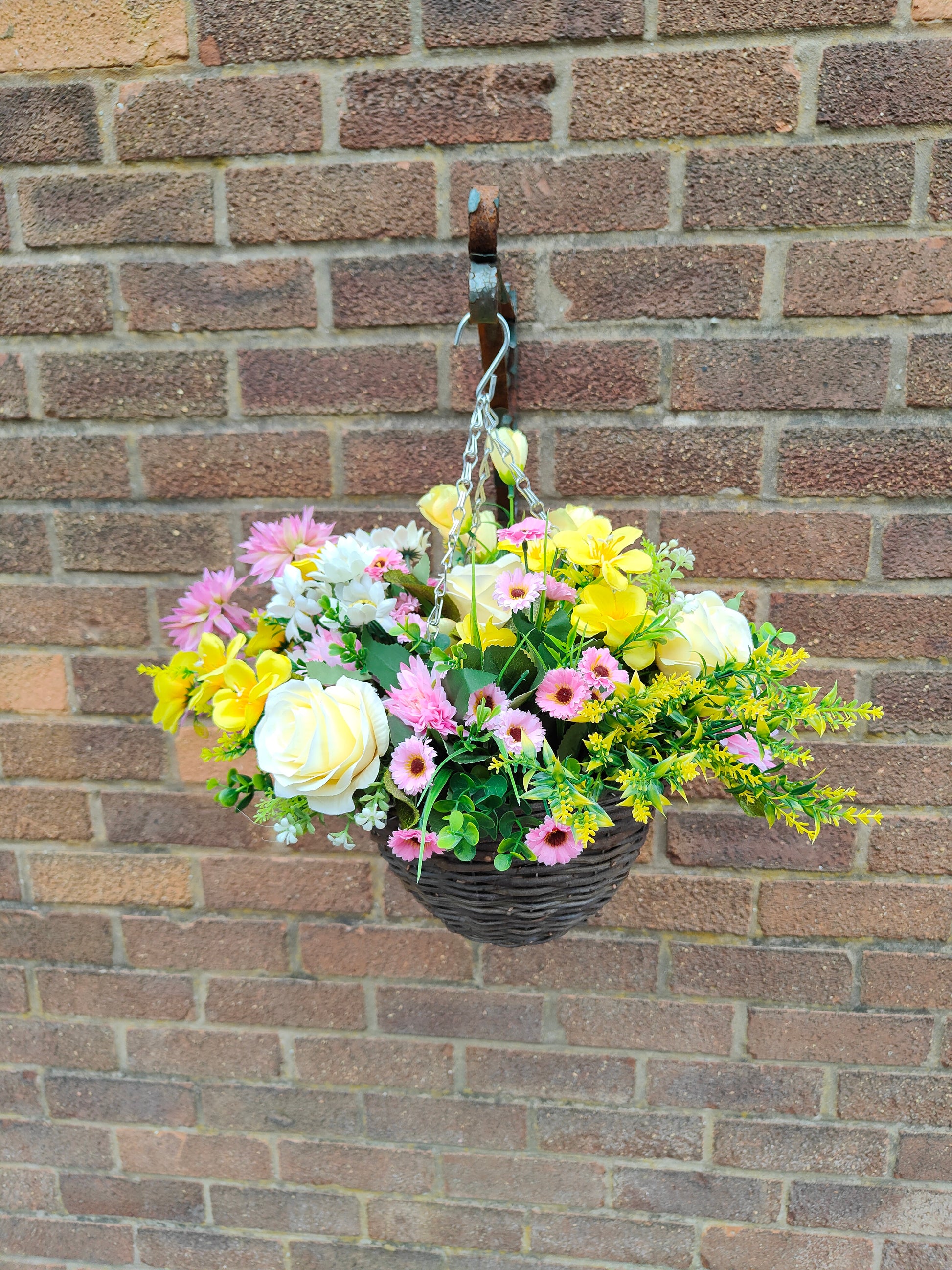 Artifcal flower hanging basket roses yellow pink 