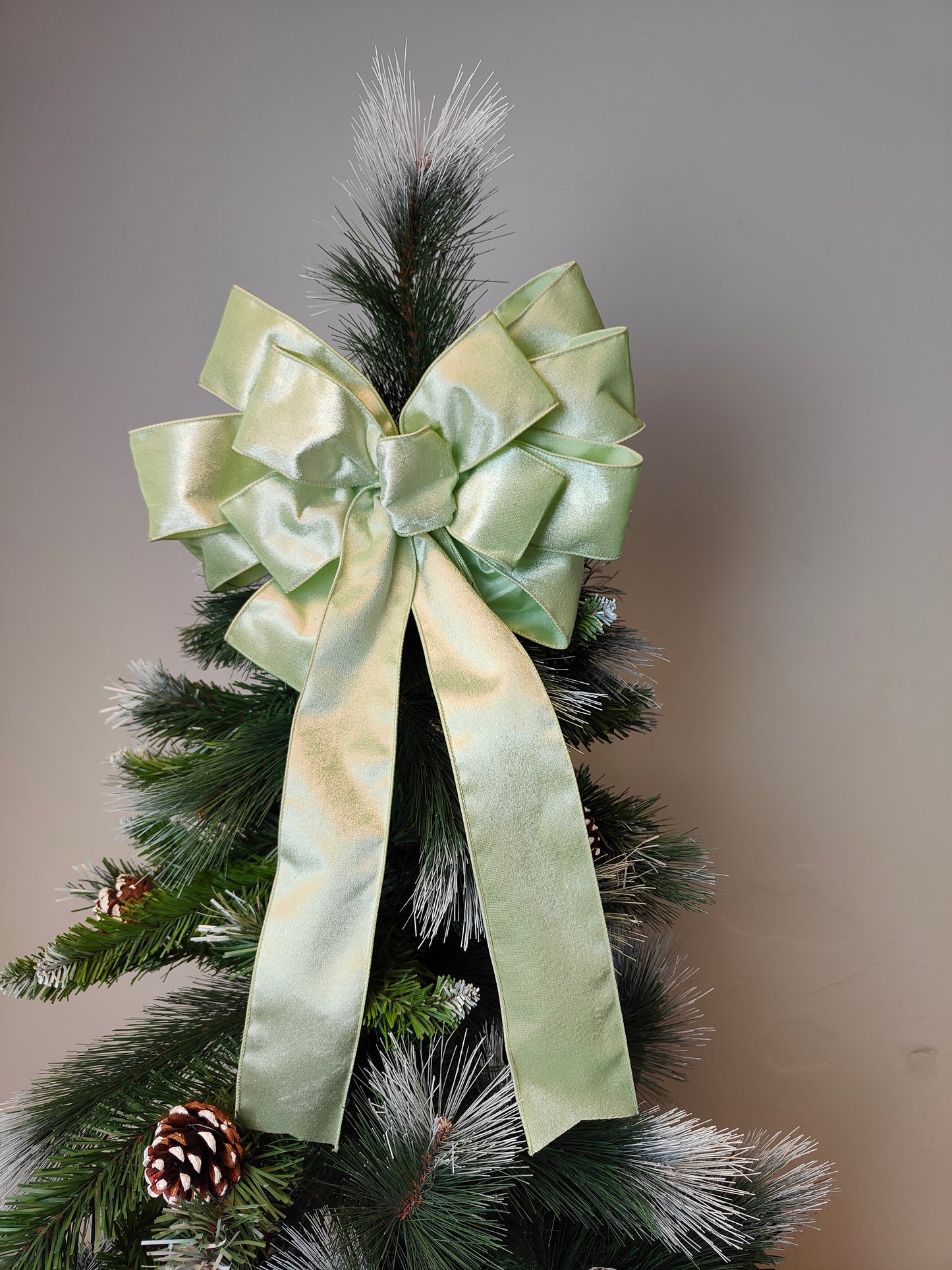 Mint Velvet Christmas Tree Topper Bow