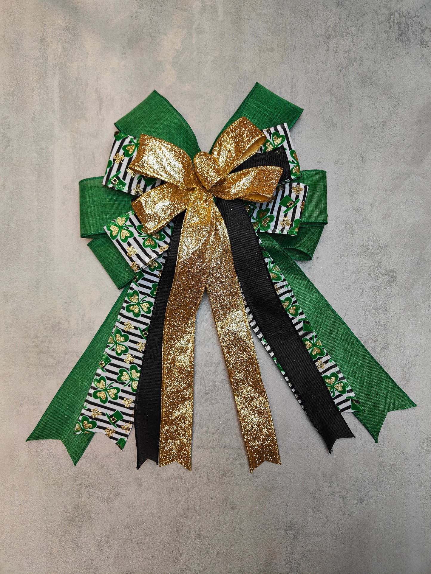 Shamrock Green White Black Gold Glitter Wreath Bow f