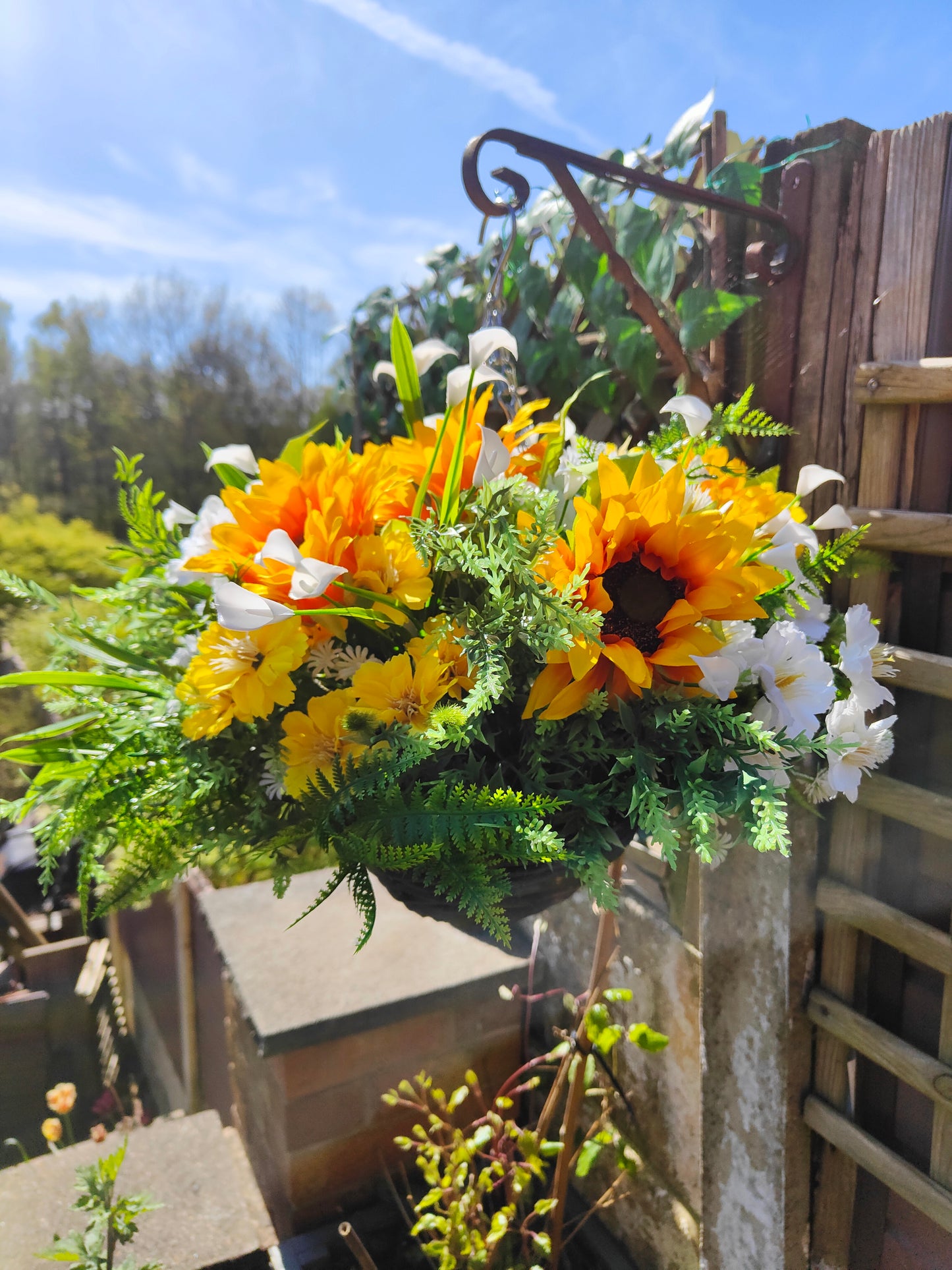 Yellow White Sunflower Artificial Flower Hanging Basket 10 inch