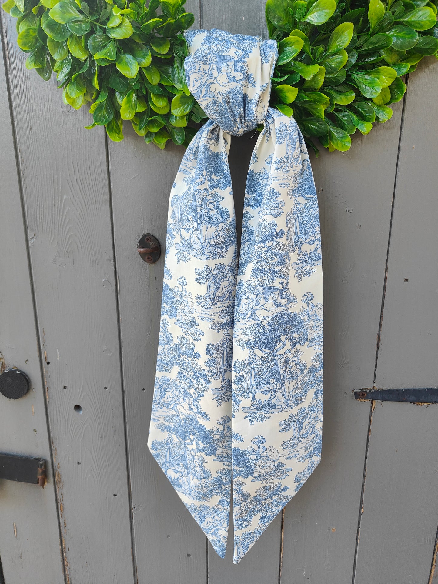 Blue Toile de Jouy Wreath Sash – Elegant Front Door Decor