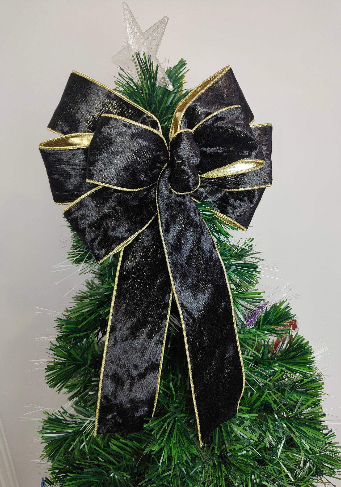 Deluxe Gold Black Velvet Bow