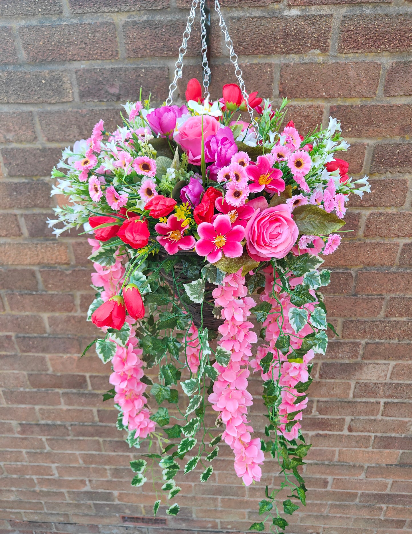 Realistic artificial hanging flower basket for outdoor use